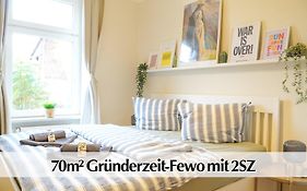 Ihr Rückzugsort in Erfurt - Großzügiges Altbau-Apartment mit 2SZ, WZ, Küche, Smart-TV, Parken, WiFi, etc